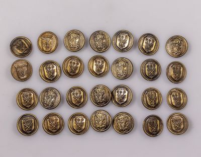 לוט 28 סיכות, סמלי אוניות חיל הים. לוט סיכות עם סמלים של אוניות חיל הים כולל א.ח.י רהב (8) 