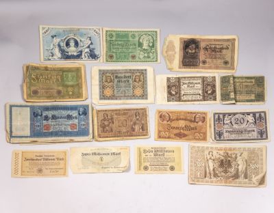שטרות גרמניים ישנים. לוט של כ-40 שטרות גרמניים ישנים, כולל שטרות אינפלציה. מצב כללי F.