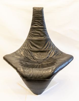 כורסא בעיצוב Jack Crebolder. כורסא/כסא טרקלין בעיצוב ג'ק קרבולדר (Jack Crebolder) "טרנר" עבור 