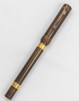 עט נובע, Onoto The La Rue. עט נובע תוצרת Onoto De La Rue, דגם מילוי עצמי (טפטפת), גומי מוקשה 