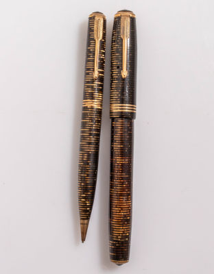 סט עט נובע ועיפרון מכני, Parker Vacumatic. סט עט נובע ועיפרון מכני תוצרת פרקר קנדה, דגם ווקומטיק 