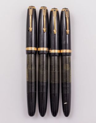 עטים נובעים, Parker Vacumatic Junior. לוט 4 עטים נובעים תוצרת פרקר דגם וקומטיק ג'וניור, צבע 