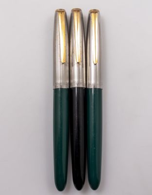 עטים נובעים, Parker 21. לוט 3 עטים נובעים תוצרת פרקר דגם 21 מהדורה מוקדמת 1954, צבע ירוק שחור 