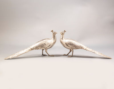 הדסי בשמים גרמניים מכסף, במברג, המאה ה-19. זוג הדסי בשמים גרמניים מכסף, במברג, המאה ה-19. 