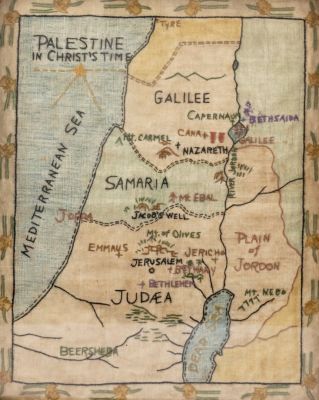 מפת פלשתינה רקומה. מפת פלשתינה מבד רקומה ביד, מידות: 38X31.5 ס"מ. מצב כללי טוב .