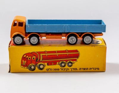 דגם משאית, דיטי. דגם מתכת של משאית תוצרת צעצועי דיטי, שנות ה-60. אורך: 13.5 ס"מ. חתום. מצב 