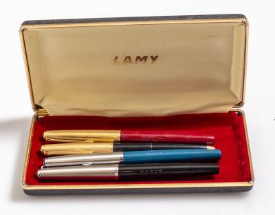 עטים שונים, Lamy. לוט 3 עטים נובעים ועיפרון מכאני תוצרת Lamy, דגמים 99 / Radex, צבעים שונים. 
