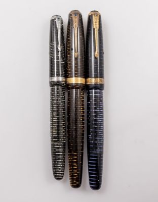 עטים נובעים, Parker Vacumatic. לוט 3 עטים נובעים תוצרת פרקר דגם וקומטיק, צבע ירוק/חום/כחול 
