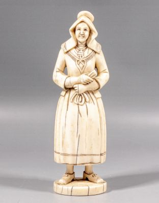 פיגורה צרפתית מגולפת. פיגורה איכותית מגולפת, צרפת, ככה"נ מאזור Dieppe, המאה ה-19, מעוצבת בדמות 