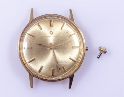 שעון יד זהב לגבר, Certina. שעון יד מכני לגבר תוצרת Certina, קופסא מזהב 14K. קוטר הקופסא: 34 מ"מ. 