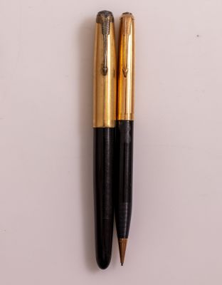 סט עט נובע ועיפרון מכאני, Parker 52 Aeromatic, שחור ומכסה מצופה זהב, אורך: 13.6 סנטימטר, ציפורן 
