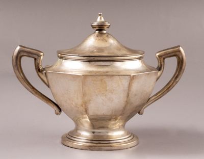 כלי לסוכר מכסף,.Alvin Mfg. Co. כלי לסוכר מכסף סטרלינג תוצרת Alvin Mfg. Co, ארצות הברית, ראשית 