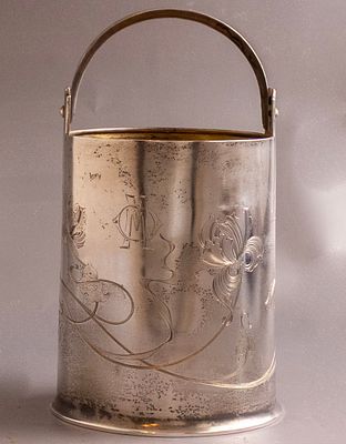 Russian Art-Nouveau Silver Ice Bucket. Russian 84 silver ice bucket, 1896-1908. Height: 20 cm 