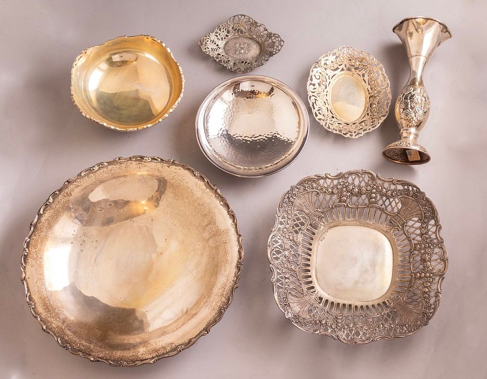Miscellaneous Silver Items. Miscellaneous silver items lot, various origins including Israel. 