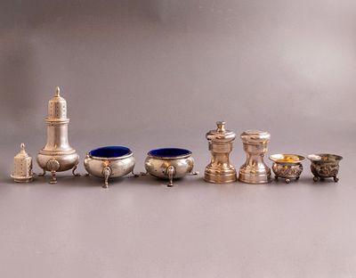 Silver Items, Various Origins. Lot of 8 silver items, various origins including salt and pepper 