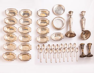 Silver Items, Various Origins. Lot of 41 silver items, various origins consisting of 17 sterling 