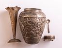 Persian Silver Items. Lot of 3 Persian silver items, Isfahan work. Including 2 vases and a salt Image - 4