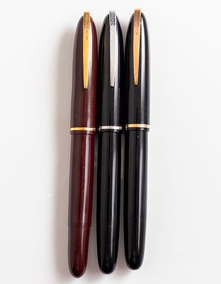 עטים נובעים, Waterman France. לוט 3 עטים נובעים תוצרת ווטרמן, צרפת. אורך: 13.6 ס"מ, ציפורני זהב 