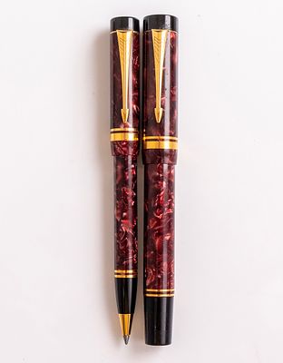 סט עטים, Parker Duofold Centennial. סט עט נובע ועט כדורי תוצרת פרקר, דגם Duofold Centennial, צבע 