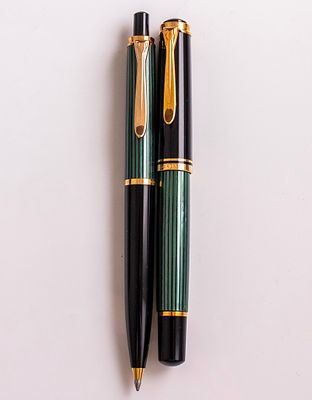 סט עטים, Pelikan M600. סט עט נובע ועט כדורי תוצרת Pelikan, דגם M 600 (Old Style), צבע ירוק ושחור 
