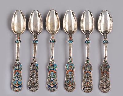 Enameled Silver Tea Spoons. Set of 6 enameled silver teaspoons. Length: 15.5 cm. Total weight: 