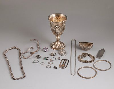Silver Items, Various Origins. Lot of silver items, various origins. Including a Kiddush cup 