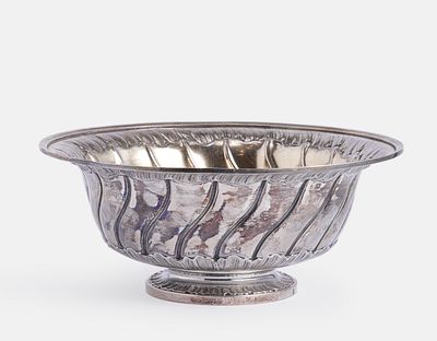 Silver Bowl, Odiot. Silver bowl by Odiot, Paris, France. Height: 7.5 cm. Diameter: 18 cm. 