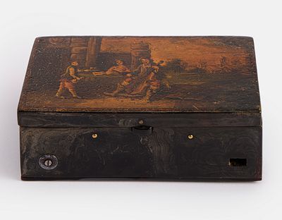 French Tortoiseshell Musical Box. French musical box made of tortoiseshell, 19th century. The 