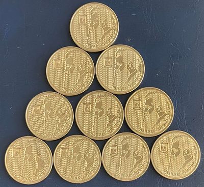 לוט מטבעות 10 שקלים תשמ"ד-1984 , במצבים חדשים, שעליהם מוטבע דיוקנו של בנימין זאב הרצל .