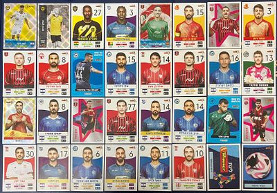 לוט 32 קלפי אספנות, שונים זה מזה , של ליגת העל הישראלית בכדורגל, מסדרת FOOTBALL STARS 2024/25 - 
