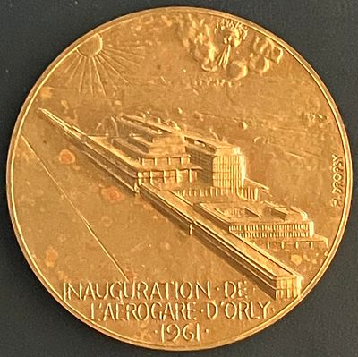 פתיחת נמל התעופה אורלי, פאריס, 1961 - מדליה צרפתית מברונזה, בקוטר 50 מ"מ.