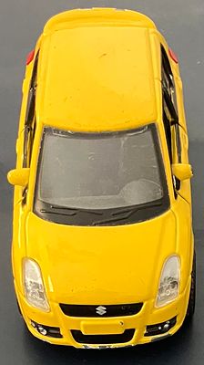דגם מכונית SUZUKI SWIFT , קנה מידה: 1:38, עשוי מתכת, תוצרת