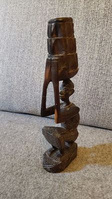 A very high quality African statue, carved in wood by hand. Height - 18.5 cm