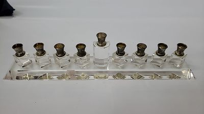 Menorah, quality crystal, handmade, Hillel Mitrani design, length: 25 cm, height: 6 cm, width: 4 cm
