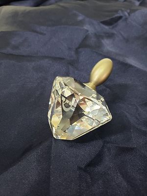 סביבון, קריסטל איכותי, עבודת יד , עיצוב הלל מיטרני, ללא בסיס