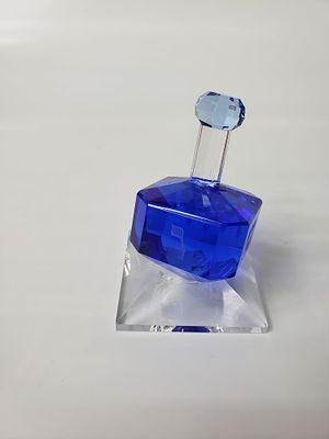 Spinning wheel, quality crystal, handmade, Hillel Mitrani design,