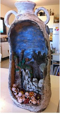 Nomi Berkowiz. b.1948 Clay. About 60 cm high. פסלת וציירת הציגה בתערוכות יחיד וקבוצתיות בארץ. 