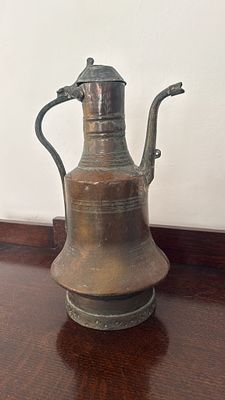 כד נחושת, גובה 37 ס"מ