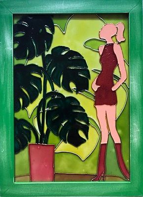 מרינה בולשוי, צבעי ויטרז' על זכוכית, 33.5 על 24.5 ס"מ, חתום
. אני מציירת ויטראז'ים בערך 15 שנים. 