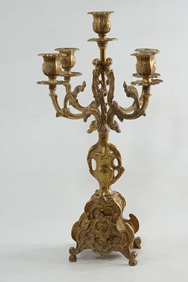 פמוט ברונזה אירופאי, 5 קנים, בסגנון ניאו-קלאסי. יציקה איכותית תחילת המאה 20. גבה 40סמ