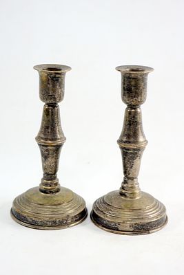 זוג פמוטים מתכת מצופה