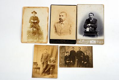 חמישה צילומי קבינט של יהודים מאירופה עד 1920.