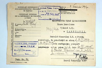 מסמך הארכת דרכון רשמי לפעיל הציוני לילל זידל, הונפק בקונסוליה הפולנית בפריז, 1947.