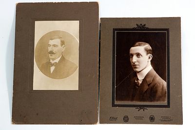 2 צילומי קבינט, פורטרט של יהודים. סטודיו, סנקט פטרבורג ולונדון, 1895.