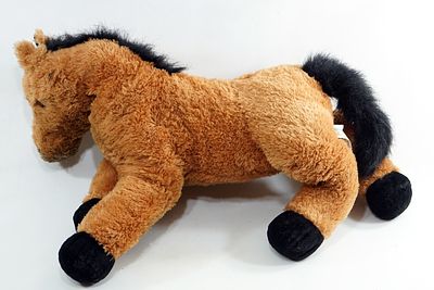 בובה סוס פרווה גדול במיוחד מעל 50 ס"מ