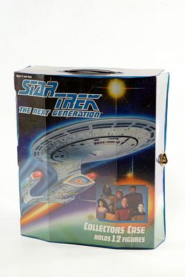 מחזירים את הסדר לגלקסיה! קופסת אחסון וינטג' לדמויות מלחמת הכוכבים