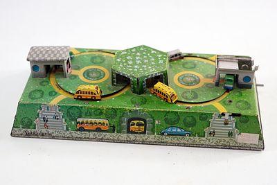 צעצוע פח מסלול מכוניות מצב טוב