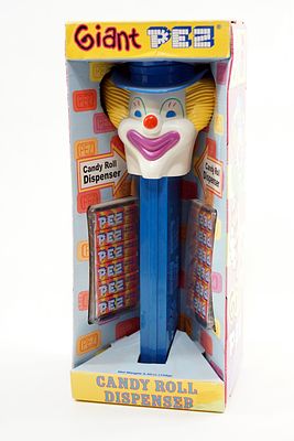 בובת פז PEZ גדולה במיוחד הוצאה מוגבלת גובה 30 ס"מ