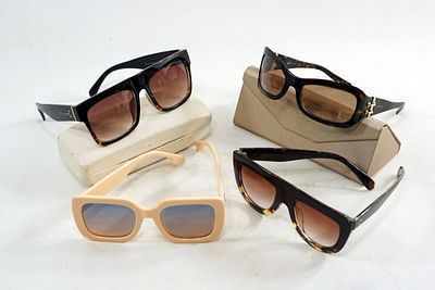משקפי שמש. לוט ארבע משקפי שמש מותגים שונים