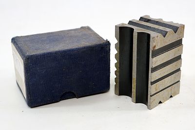 סדן לצורף מצב חדש. הזדמנות מעולה לצורפים, מעצבי תכשיטים וסטודנטים לצורפות. 
כלי עבודה איכותיים 